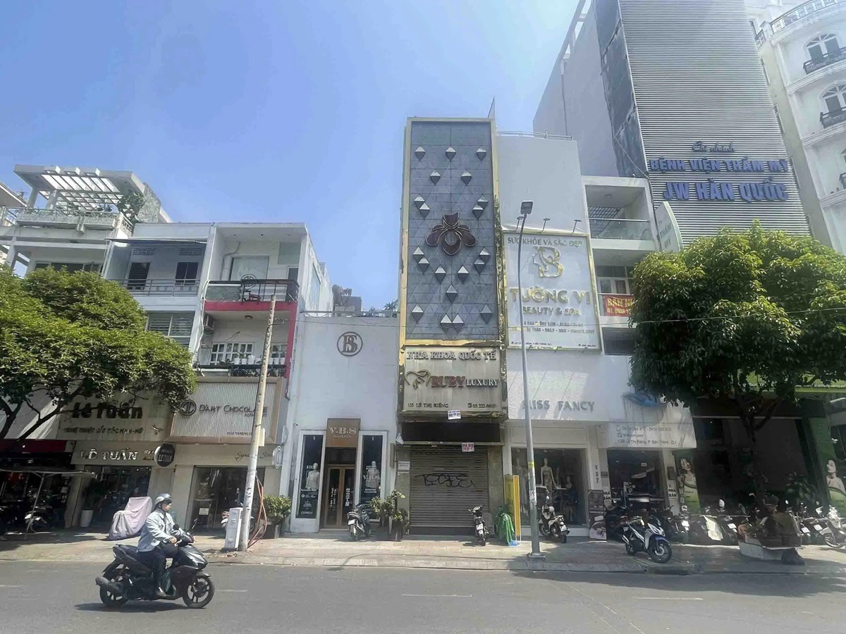 cap-nhat-gia-mua-ban-nha-mat-tien-quan-1-nam-2026-1