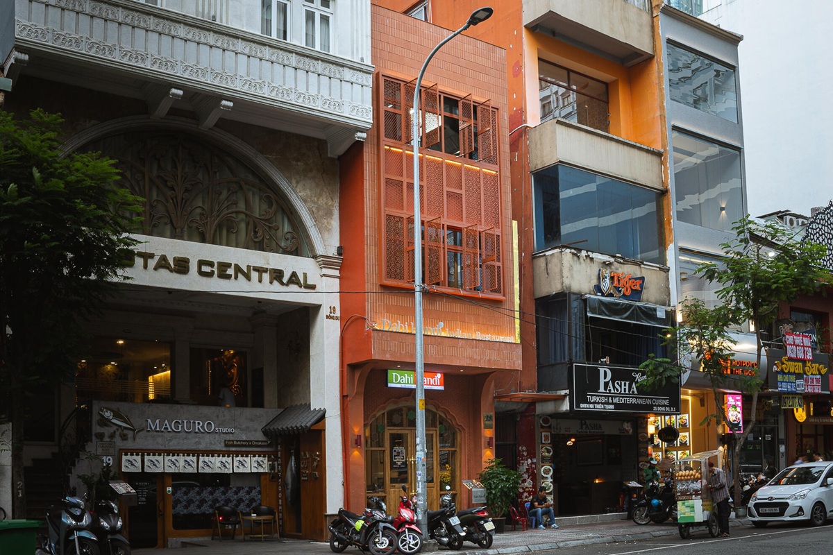 cap-nhat-gia-mua-ban-nha-mat-tien-quan-1-nam-2026-3